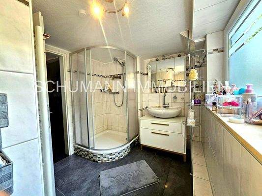 _Souterrain_Duschbad