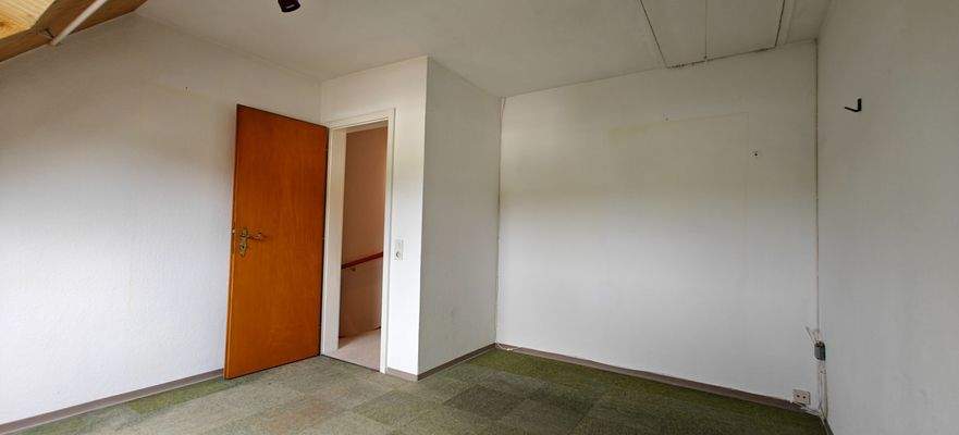 Kinderzimmer vorne DG 