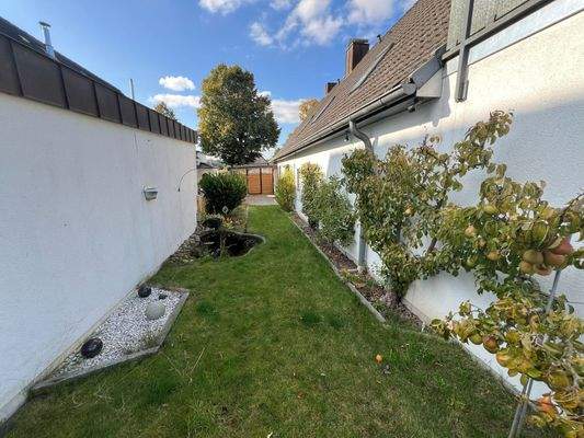 Details Seitenansicht mit Blick auf die Terrasse