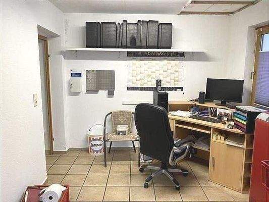 Büro im Nebengebäude