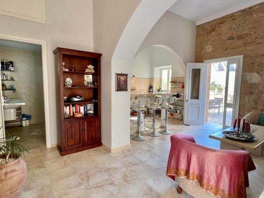 Kreta, Sitia: Steinstadthaus mit Terrasse zu verkaufen