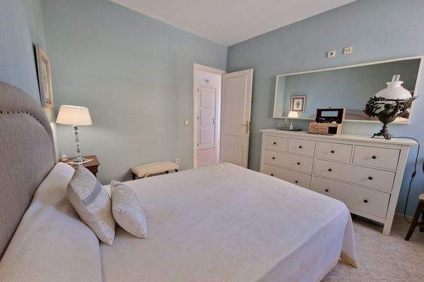 Eines von 2 Schlafzimmern