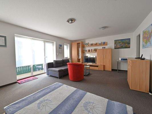 Wohn- und Schlafzimmer