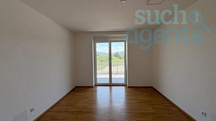 78f6bf7f-20c4-4ad7-99d5-0f4d4cc09f47