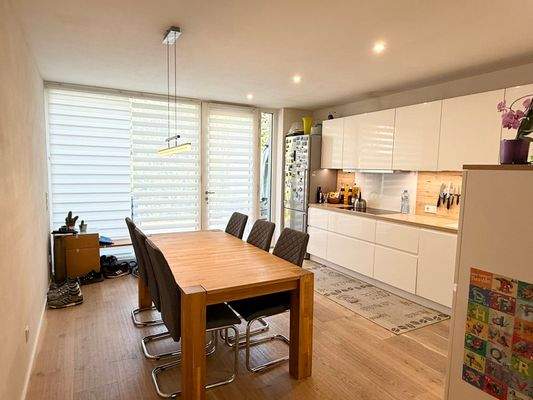 Küchen-und Essbereich