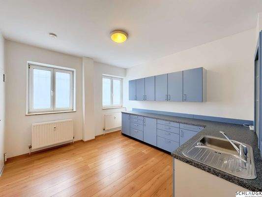 Pausenraum mit Küche - Hinterer Bereich