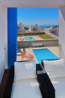 Kreta, Kounali: Moderne Villa mit 4 Zimmern, Pool und Meerblick zu verkaufen