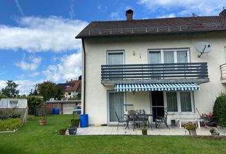 Garten Blick auf Terrasse