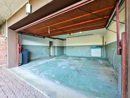 Doppelgarage in Wasseranschlüssen