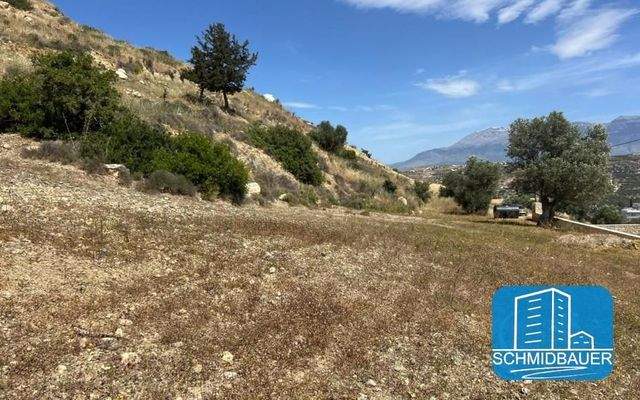 Kreta, Pitsidia: Grundstück am Ortsrand zu verkaufen