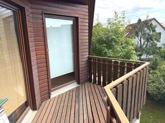 DG_Balkon mit Schlafzimmer