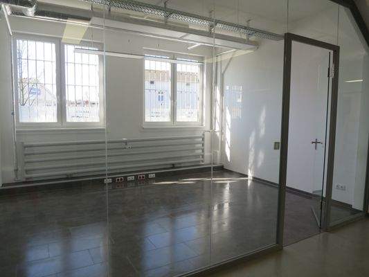 Bürosanierung Halle 13