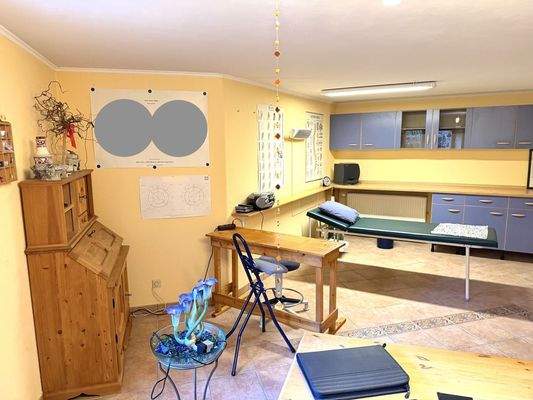 Büro-Hobby-Gäste UG