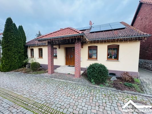 Vorderseite Haus