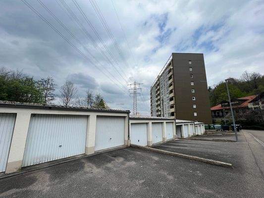 Außenansicht, Garagen