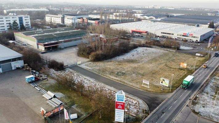 Zufahrt August-Röbling Straße.jpg