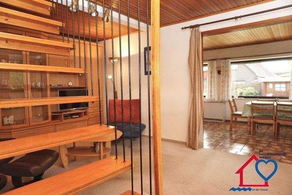 Wohnzimmer Gurchgang Anbau.JPG