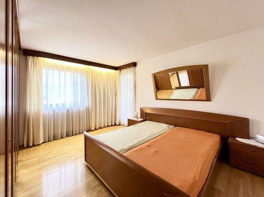 Schlafzimmer 1 im Erdgeschoss