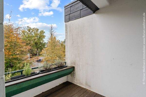 Balkon (6,12 m²) ...