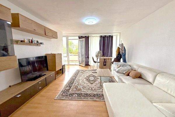 3422 Wohn-Schlafzimmer