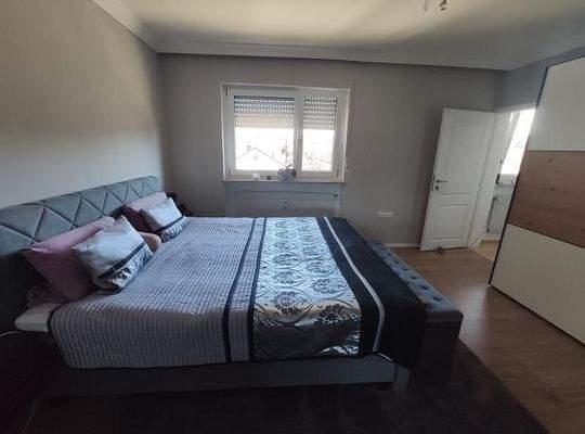 Elternschlafzimmer Bild 1