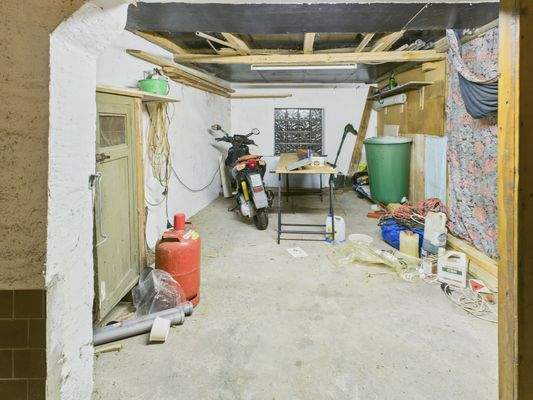 CAM01223G0-PR0174-STILL055