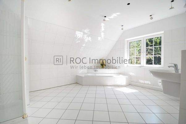 Wannen-Duschbad Obergeschoss II