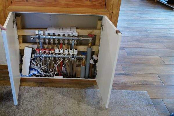 Teil der Steuerung f.d. Fußbodenheizung 