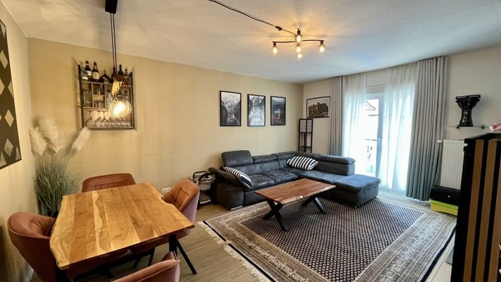 Wohn-Esszimmer OG-links