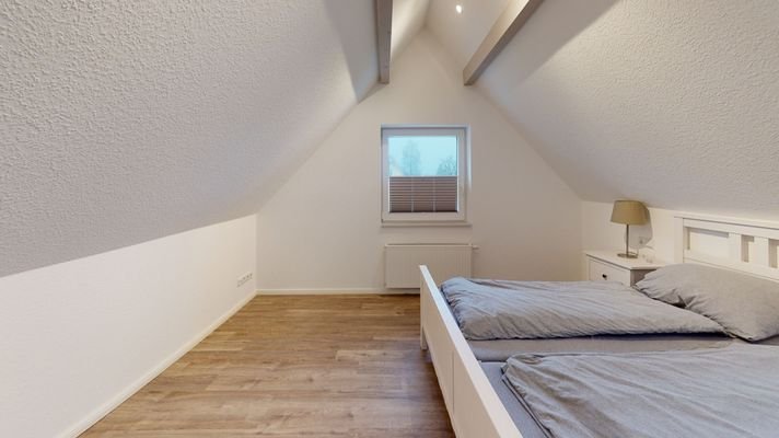 H1 Schlafzimmer1 DG..
