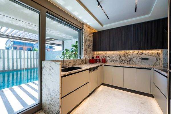 Detached Houses with Gardens and Pools in Kundu Antalya