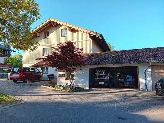 Norden/ Zufahrt, Eingang