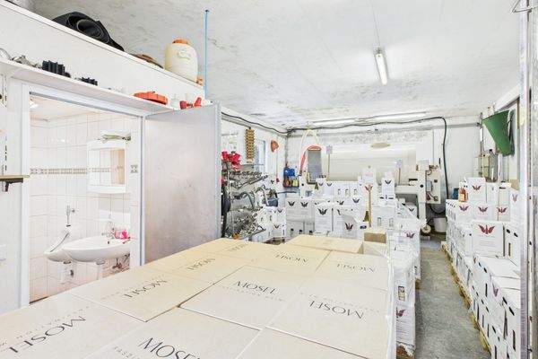 54518 Kesten – Urmetzgasse 1 – Halle 1