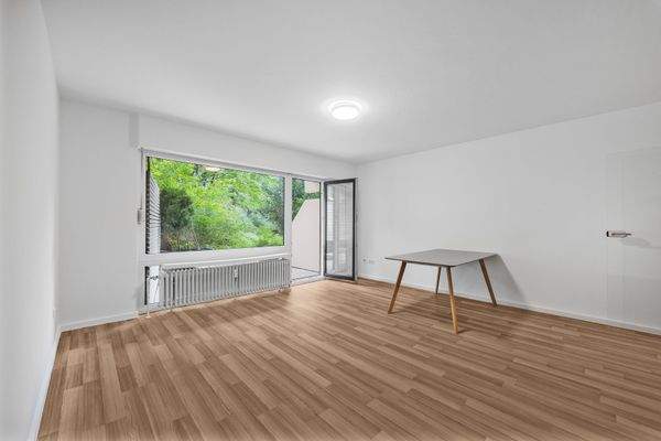 Wohn- und Schlafzimmer