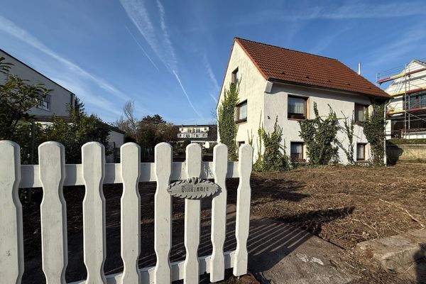 Grundstück mit Altbestand