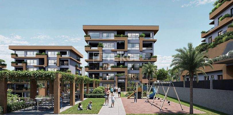 Apartments in a Complex with Pools in Bursa Nilüfer