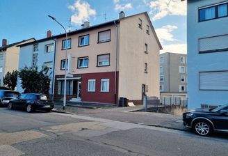 1 - Haus Vorderansicht