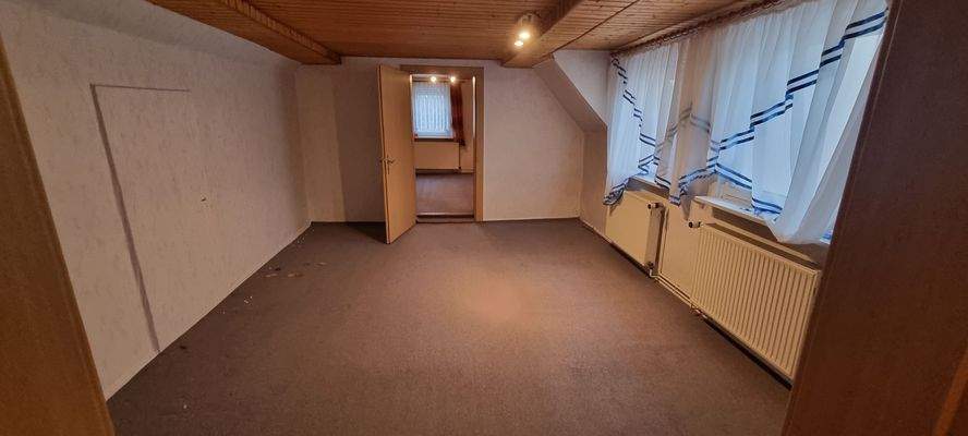 DG re Durchgangszimmer