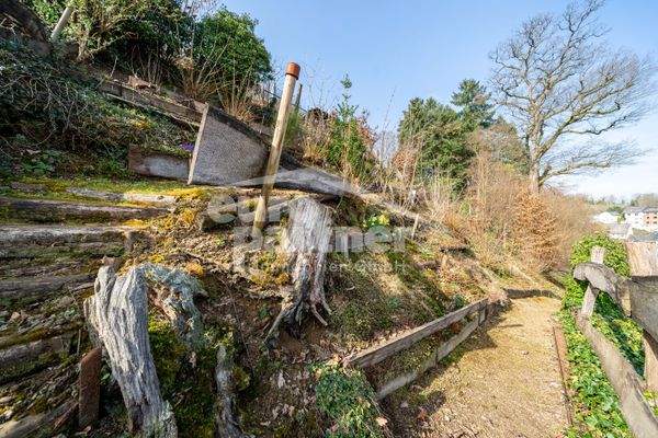 Grundstück, Ansicht I