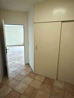 Diele mit Abstellraum.JPG