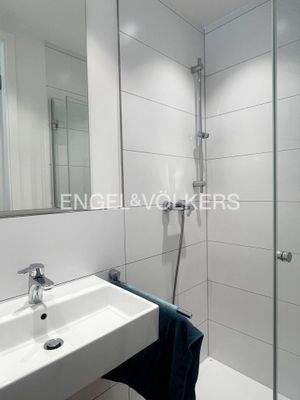 Zweites Bad mit Dusche