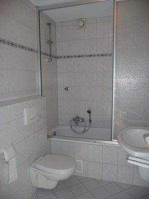 Wannenbad Wohnung 3. OG