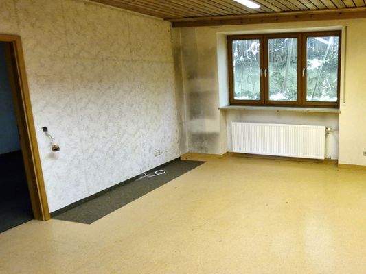 gut belichtete Räume auch im Untergeschoss