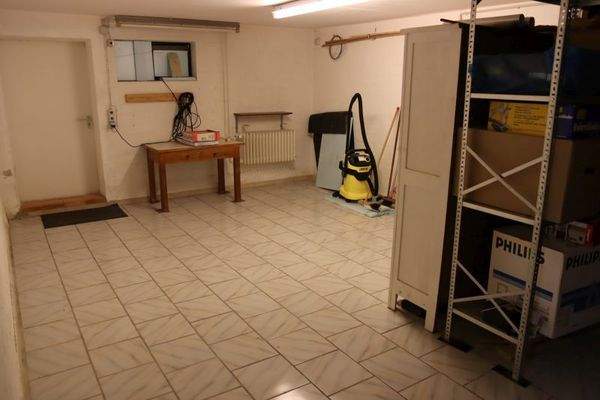 Keller mit Außentreppe