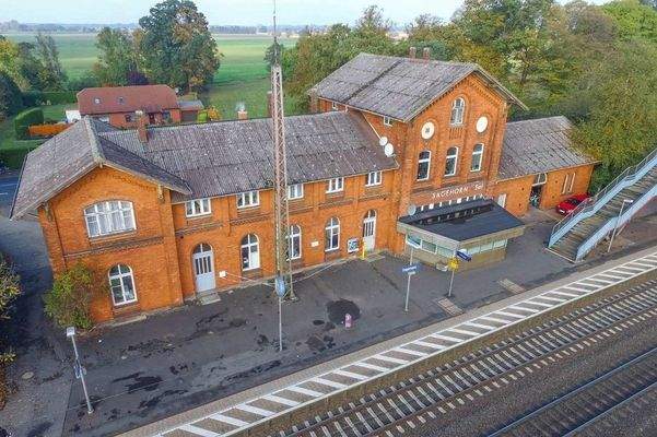 Außenansicht Gleisseite