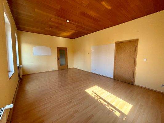 6- Wohnzimmer EG.jpeg