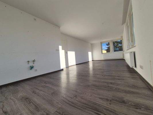 EG: Wohnen und Essen