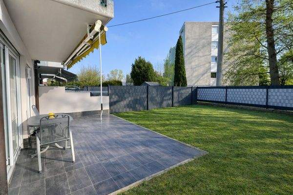 Terrasse (KI bearbeitet)