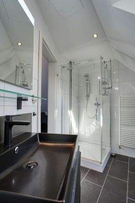 Duschbad im Dachgeschoss