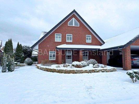 Traumhaus mit Doppelcarport